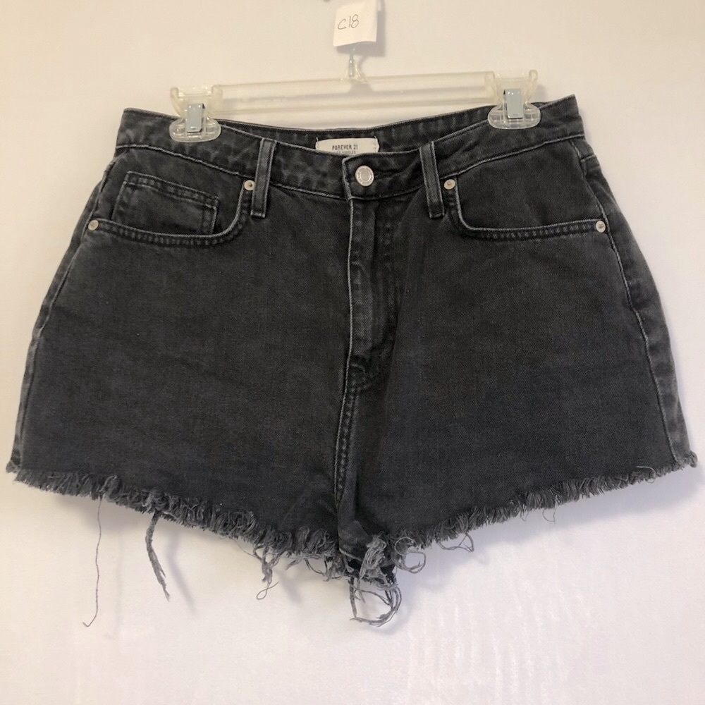 Forever 21 black cut off shorts